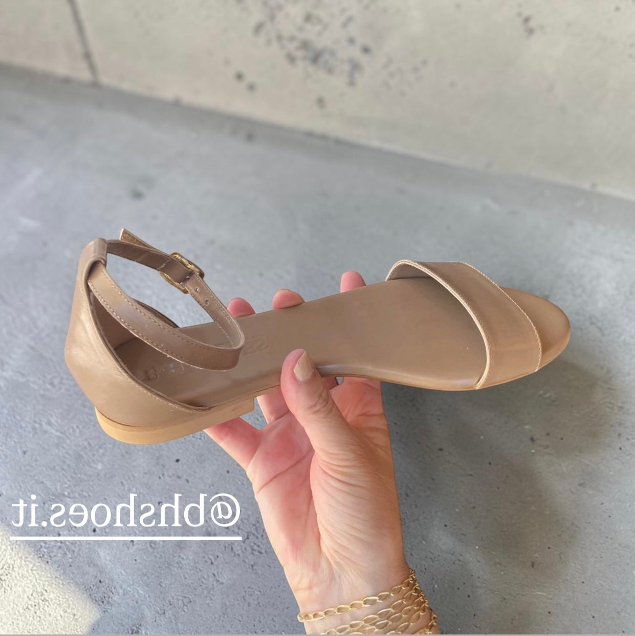 Sandalo basso Flat Donna in Vera Pelle Beige Tortora | BH shoes elegance