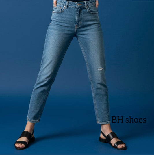 Restock Sandalo nero pelle con fibbia e cinturino da tallone | BH shoes leather