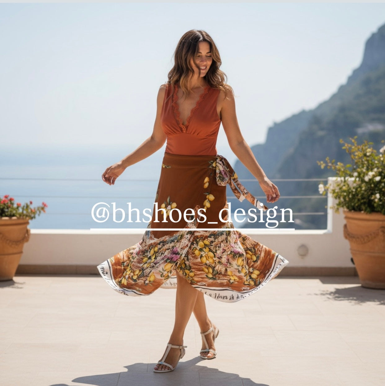 Top Arancio in Lycra con pizzo fine dí maglia