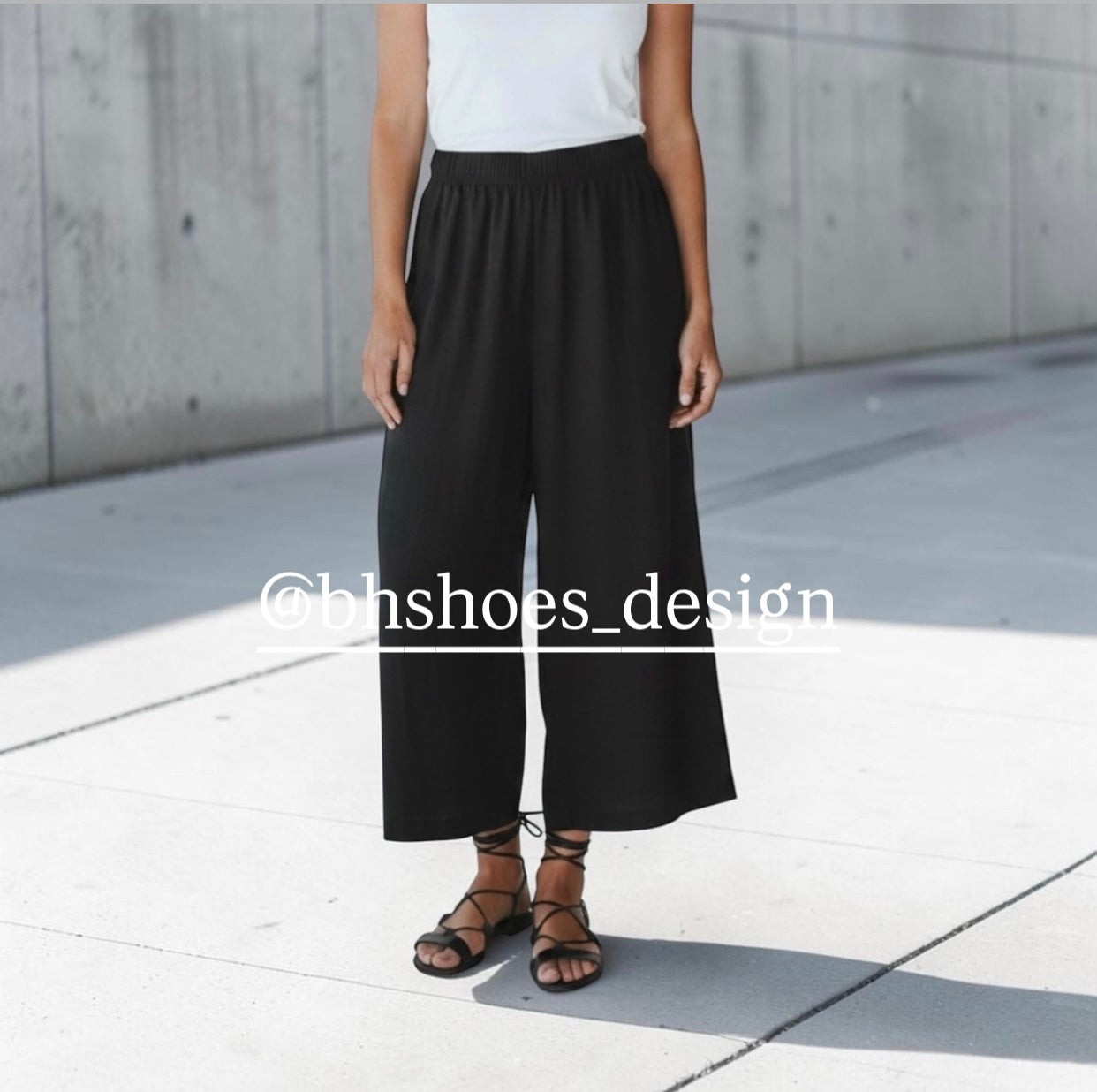 * Sandalo Estivo in Pelle Nera alla schiava Flat minimal art. 1623 | BH shoes design