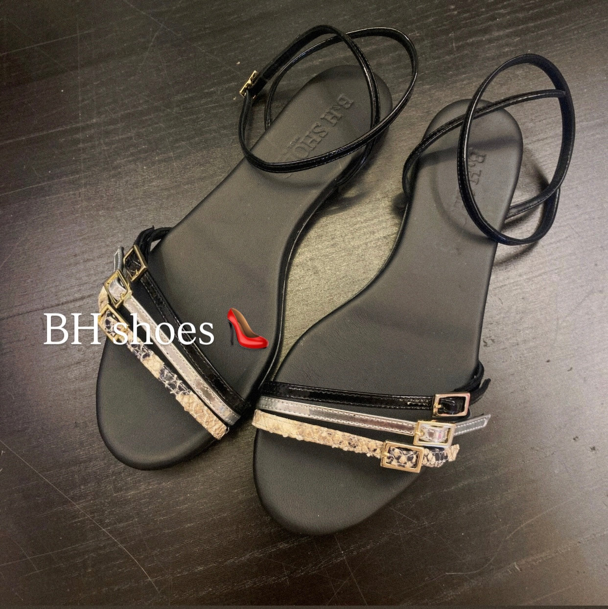 Nuovo Sandalo Donna Basso Pelle cinturino multiplo regolabile colore nero|argento - BH shoes design Leather