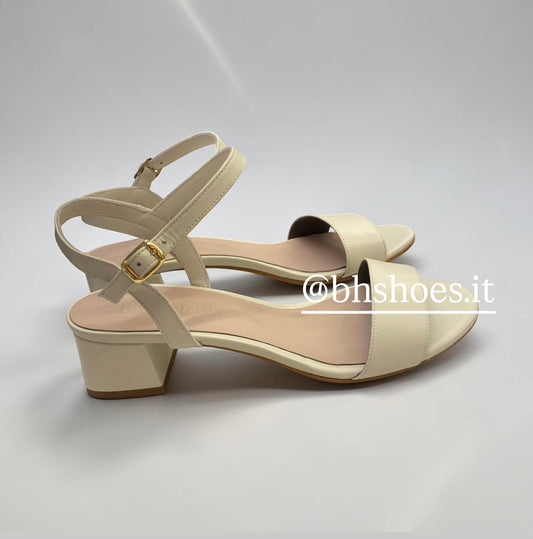 Sandalo Donna con Tacco Largo 5 cm – Pelle Bianco avorio , Cinturino alla Caviglia | BH Shoes