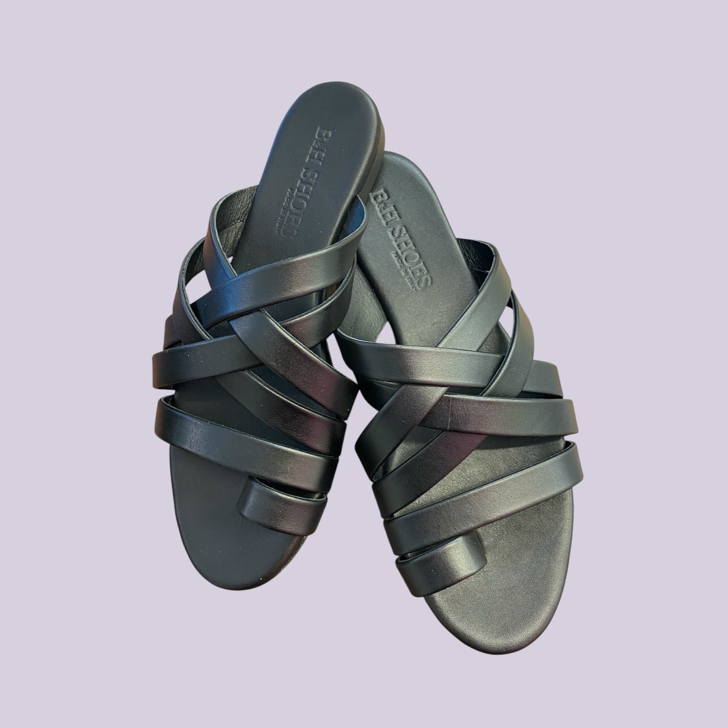 Sandalo Flat Pelle con Infradito dí colore nero- BH shoes